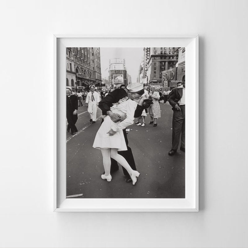 Victory Kiss New York pictures wall art painting print canvas poster for living room Home decorative Frame not include